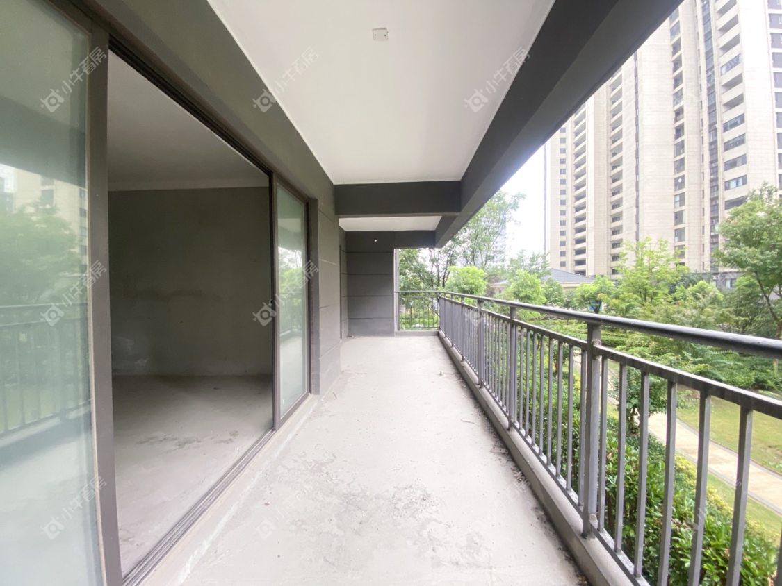 镇江凤熹台在售二手房源室内图_小牛看房