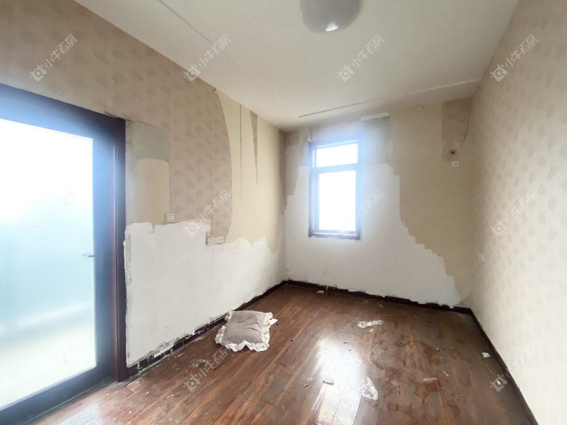 镇江天波城在售二手房源室内图_小牛看房