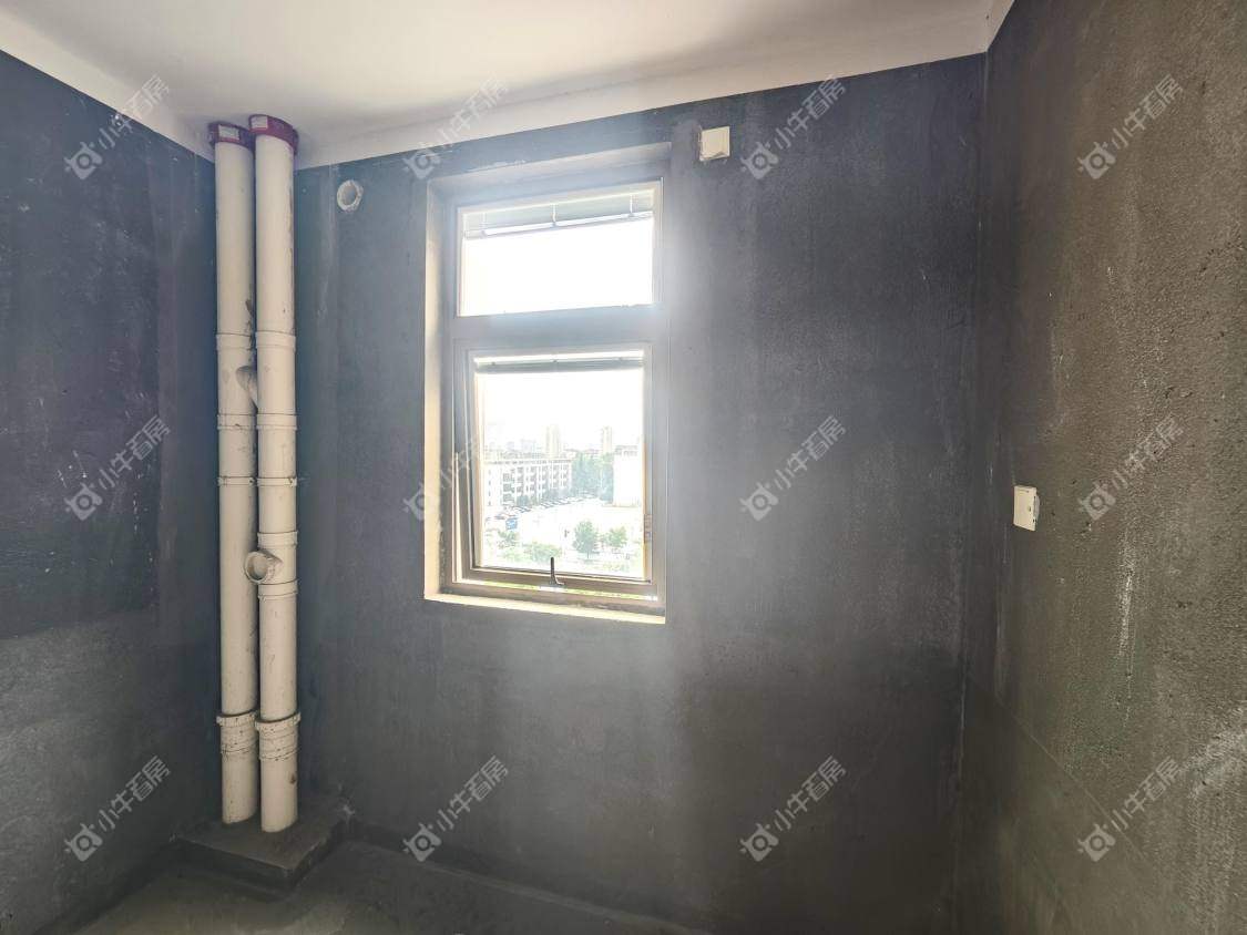 镇江荣城国际（藏龙御景）在售二手房源室内图_小牛看房