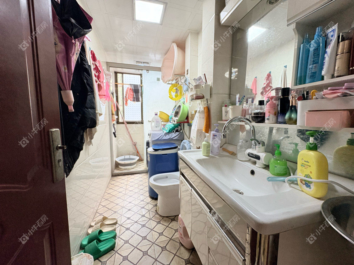 镇江凤美新村在售二手房源室内图_小牛看房