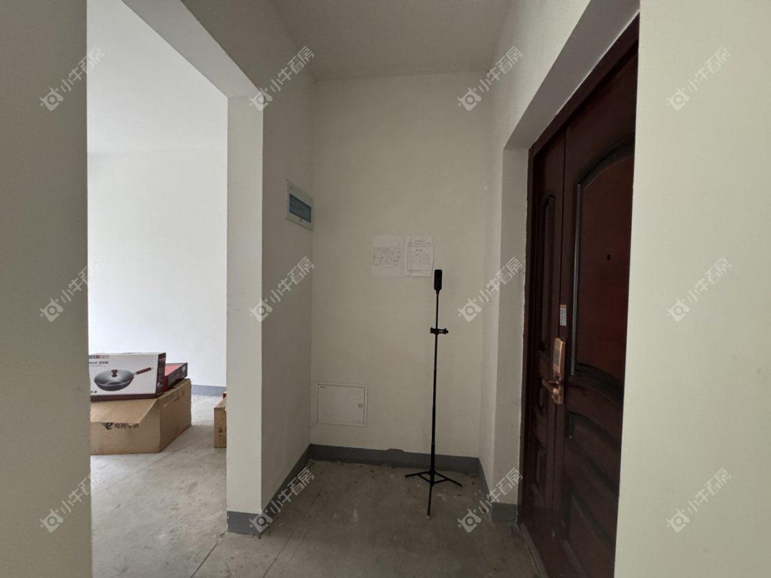 镇江中南君悦府中南一期在售二手房源室内图_小牛看房