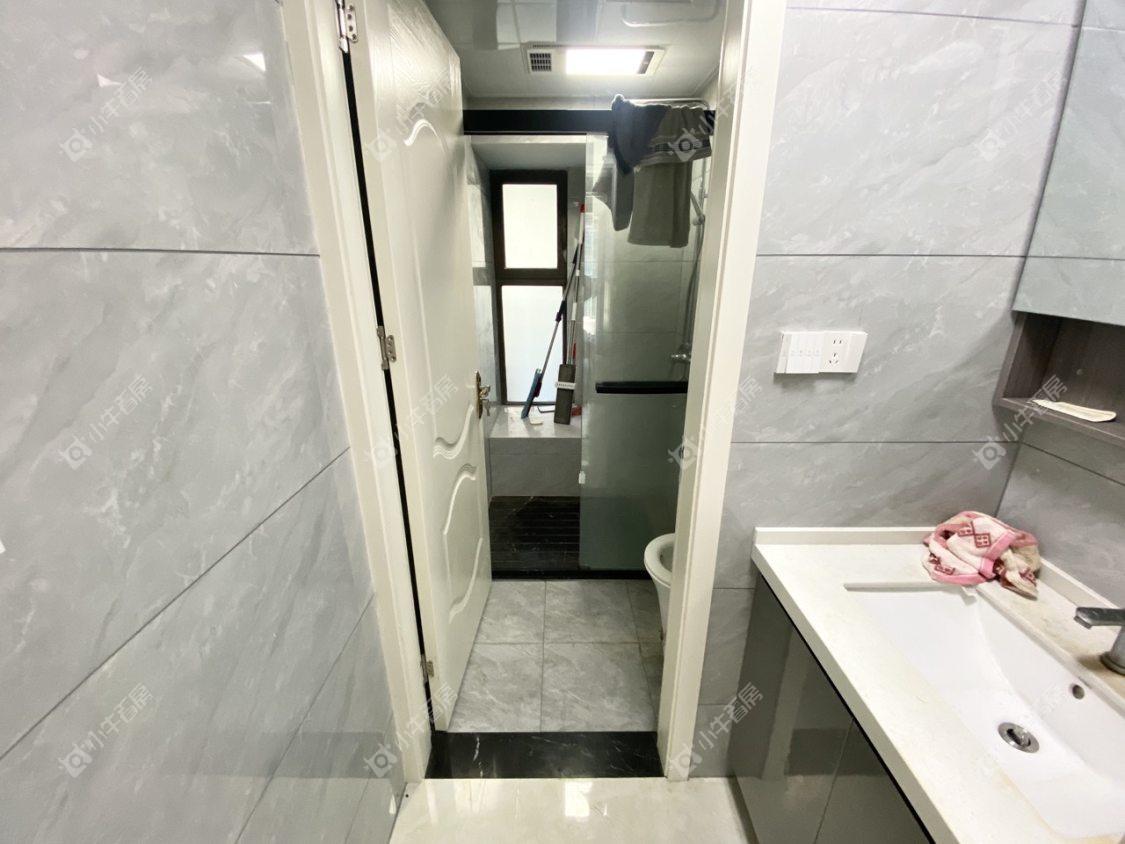 镇江碧桂园樾府在售二手房源室内图_小牛看房