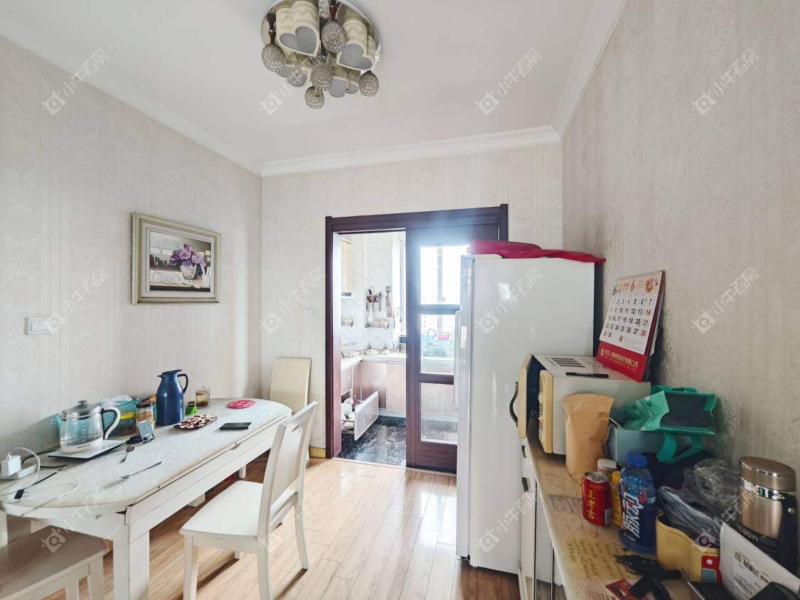 镇江碧桂园在售二手房源室内图_小牛看房