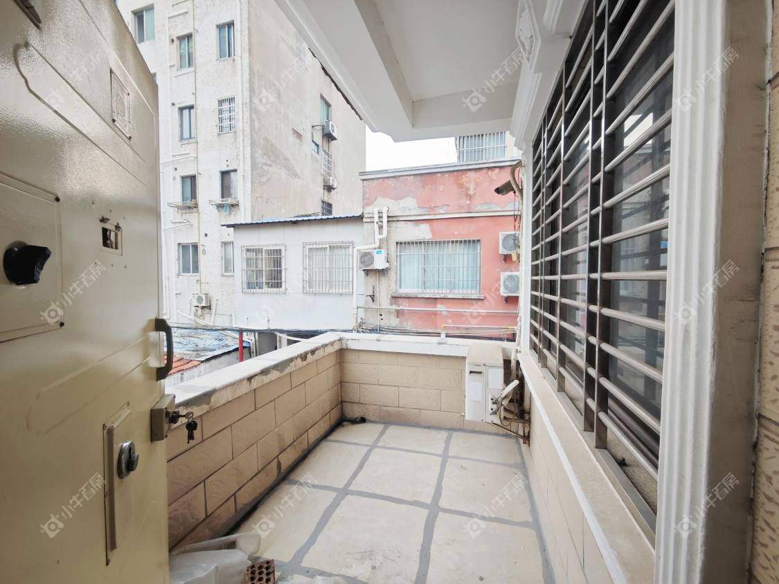 镇江伯威商城别墅在售二手房源室内图_小牛看房