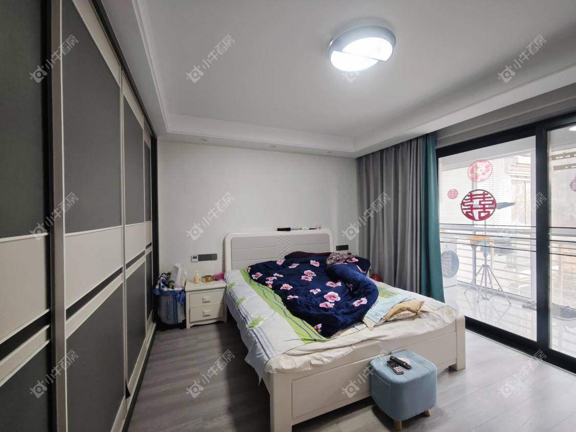 镇江凤翔花园在售二手房源室内图_小牛看房