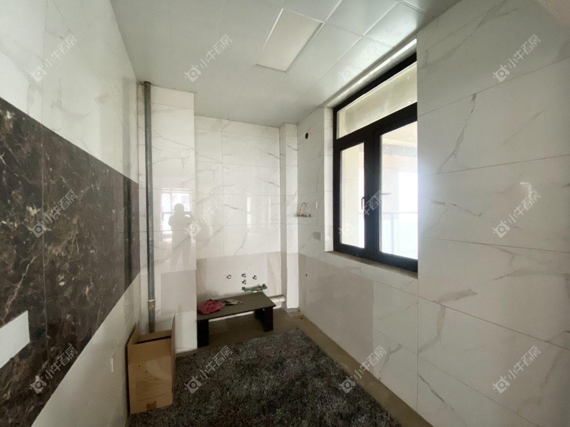 镇江滨河凤凰城在售二手房源室内图_小牛看房