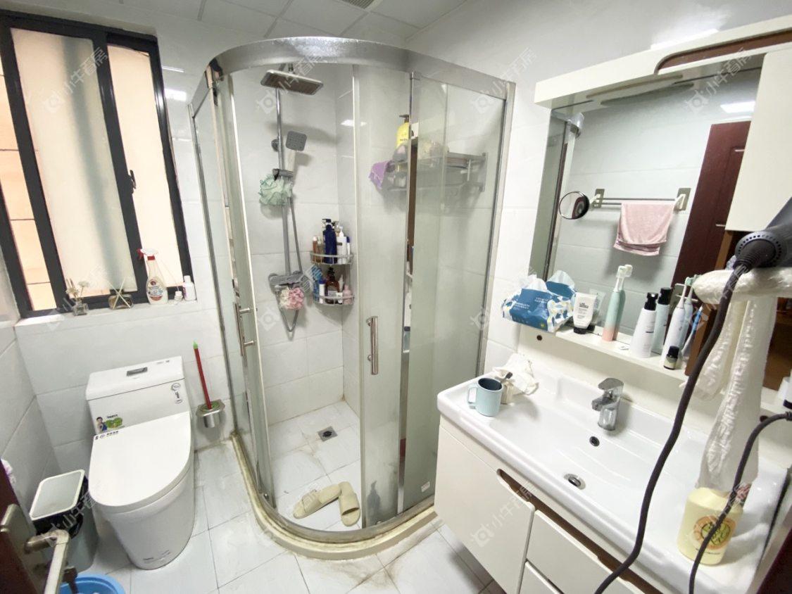 镇江华都锦城在售二手房源室内图_小牛看房