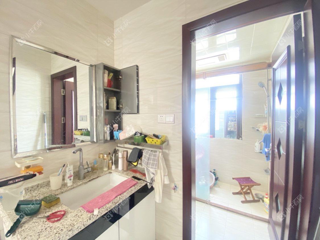 镇江滨河凤凰城在售二手房源室内图_小牛看房