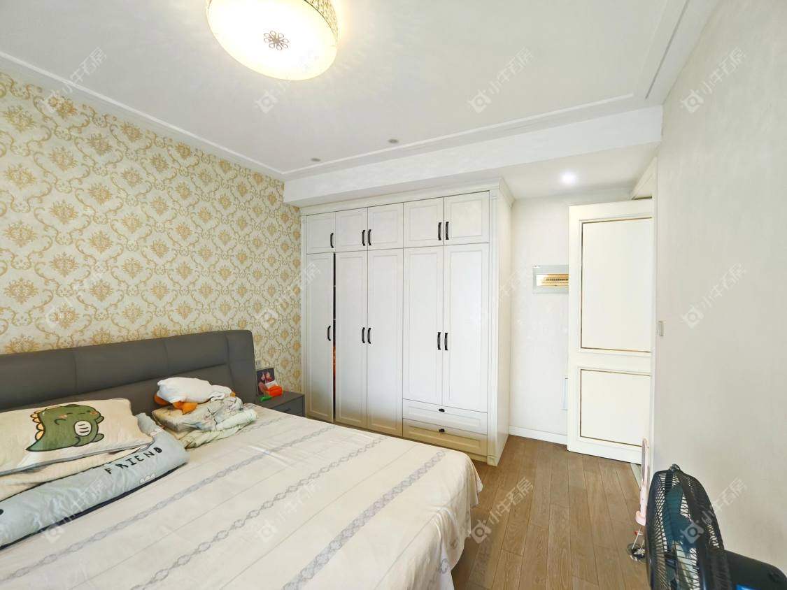 镇江滨河凤凰城在售二手房源室内图_小牛看房