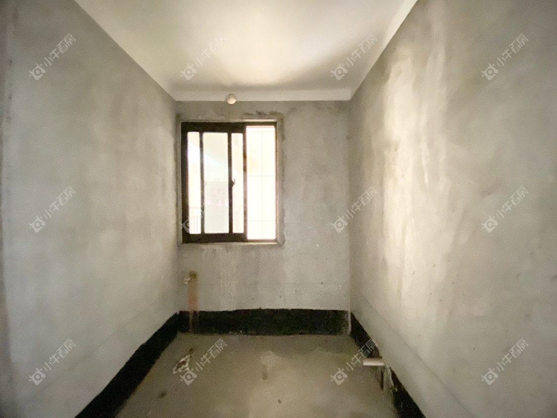 镇江华都幸福里在售二手房源室内图_小牛看房