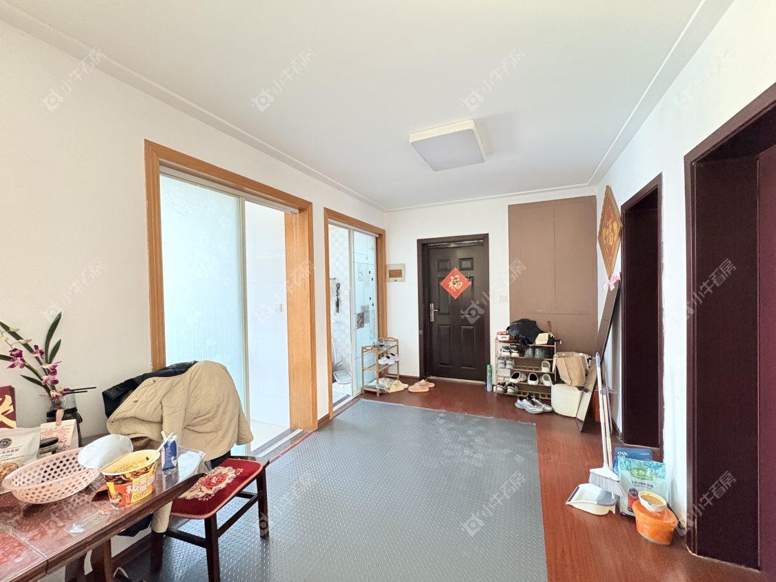 镇江华南新村在售二手房源室内图_小牛看房