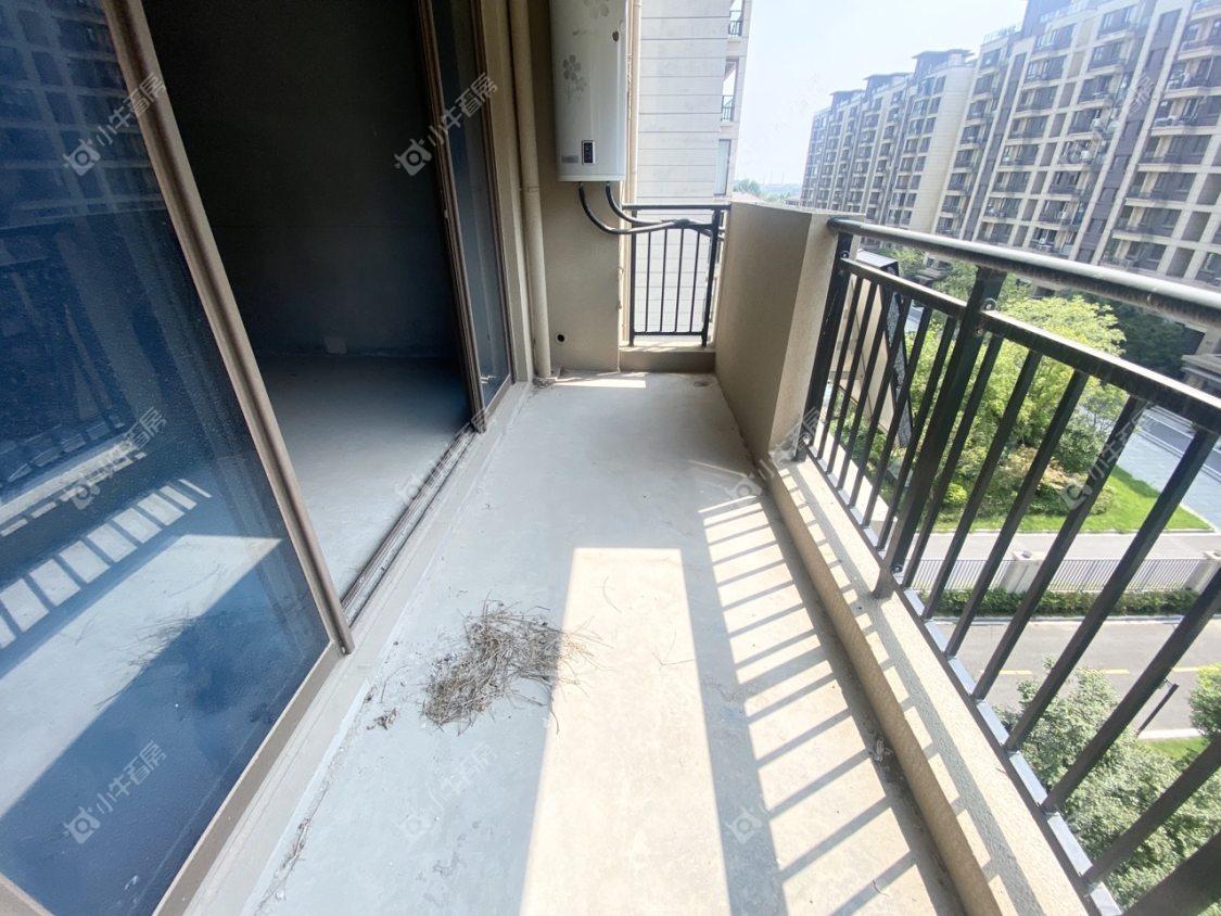 镇江碧桂园樾府在售二手房源室内图_小牛看房