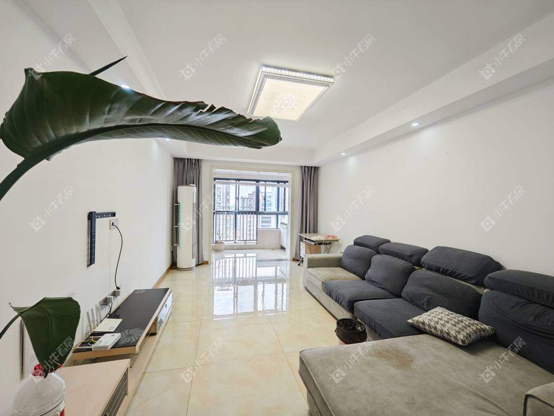 镇江荣城国际一期在售二手房源室内图_小牛看房