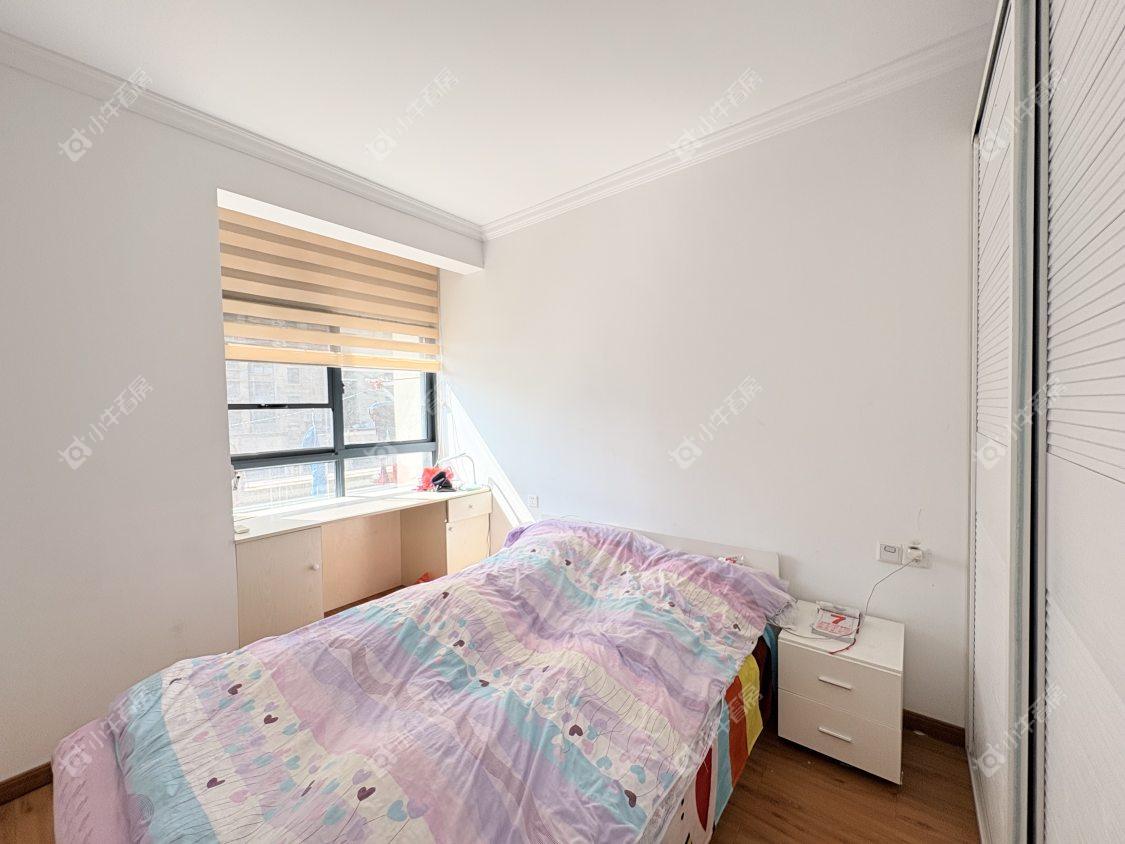 镇江荣城国际一期在售二手房源室内图_小牛看房