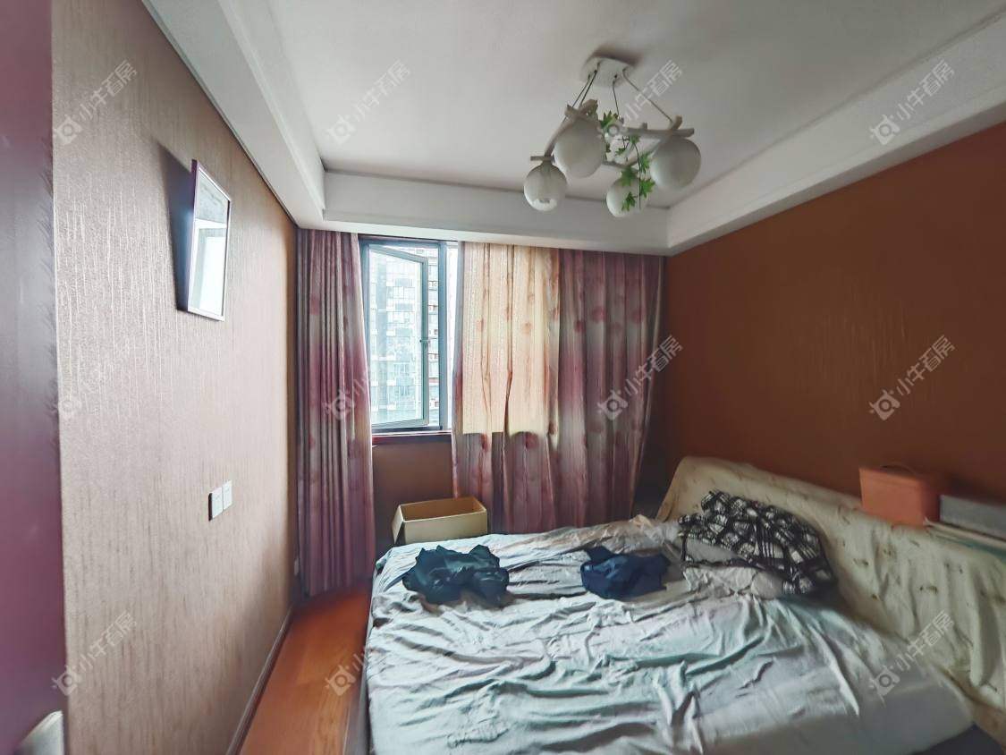 镇江凤凰国际在售二手房源室内图_小牛看房