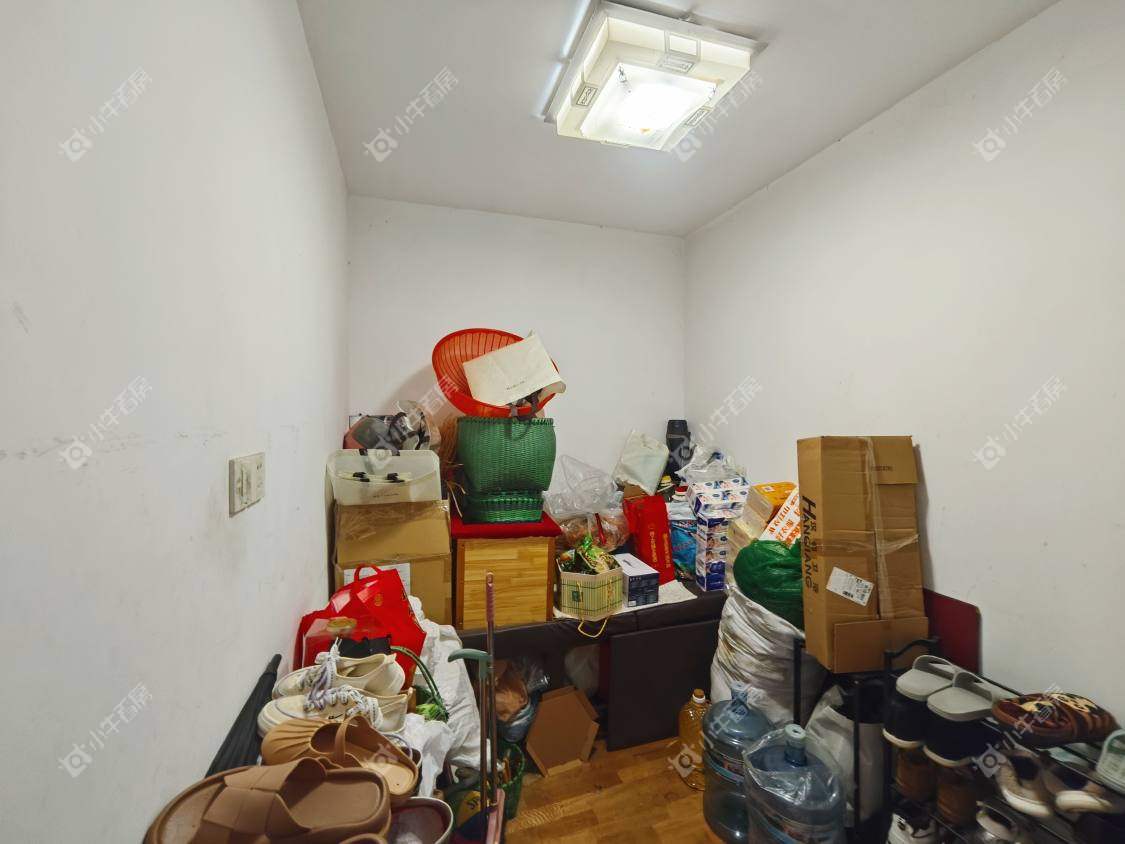 镇江玉泉小区在售二手房源室内图_小牛看房