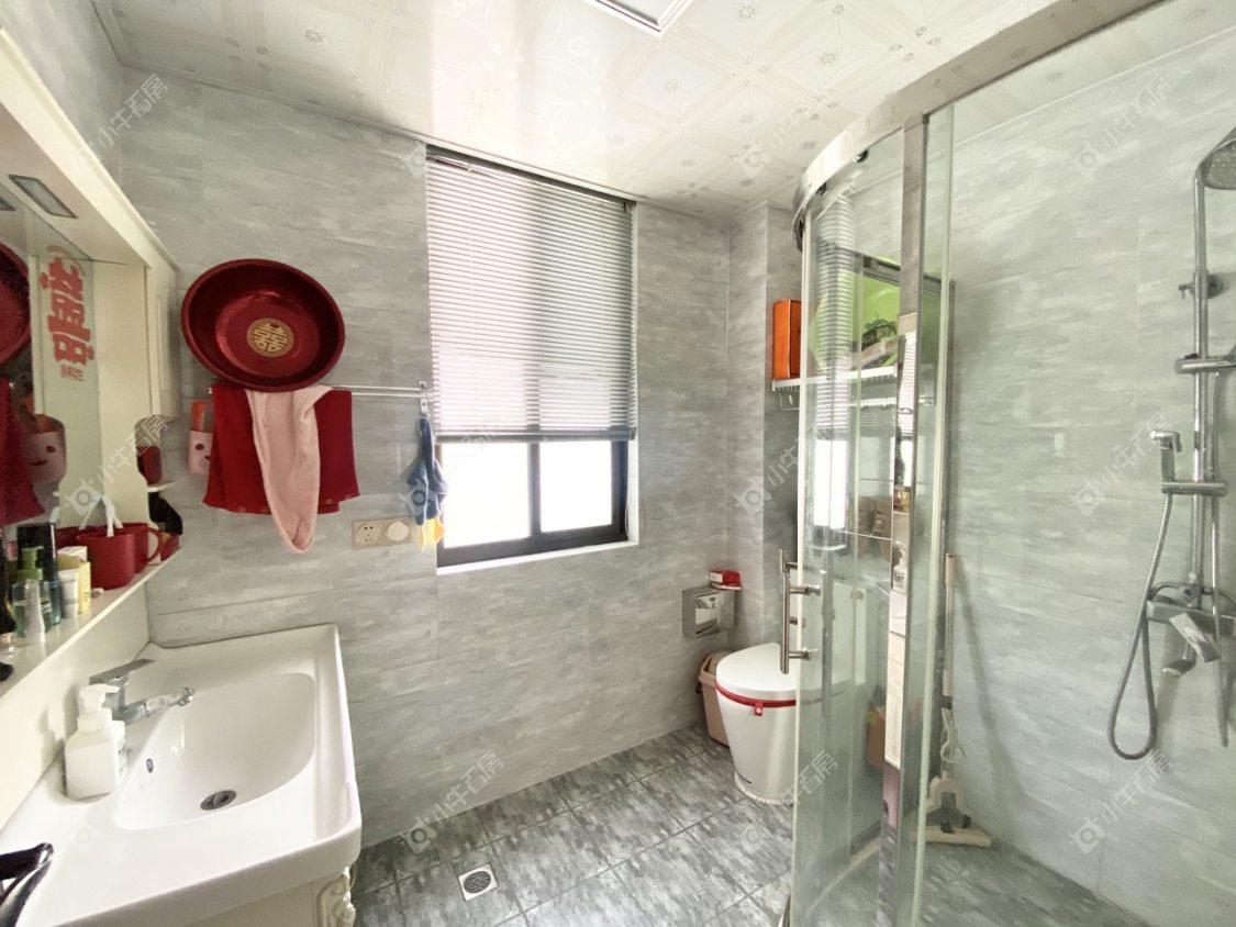 镇江华南新村在售二手房源室内图_小牛看房