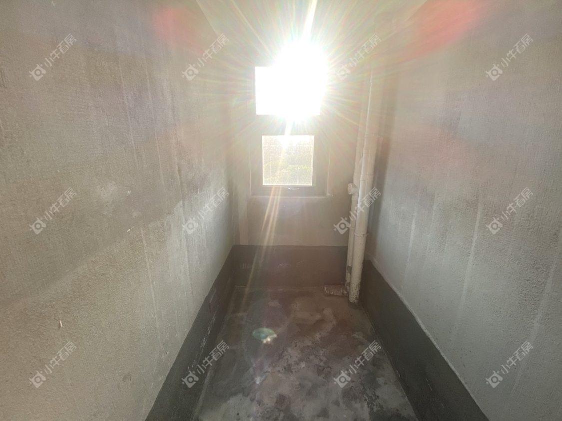 镇江华都翰林府在售二手房源室内图_小牛看房