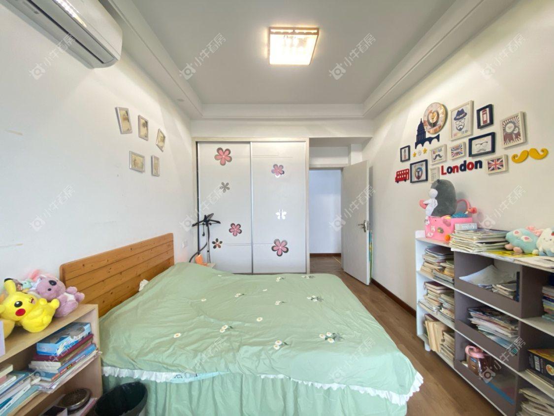 镇江滨河凤凰城在售二手房源室内图_小牛看房