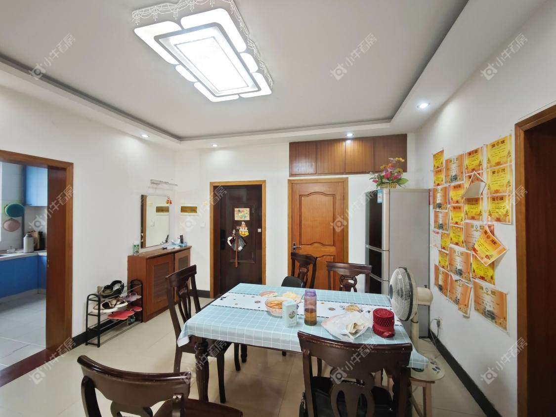 镇江华云公寓在售二手房源室内图_小牛看房