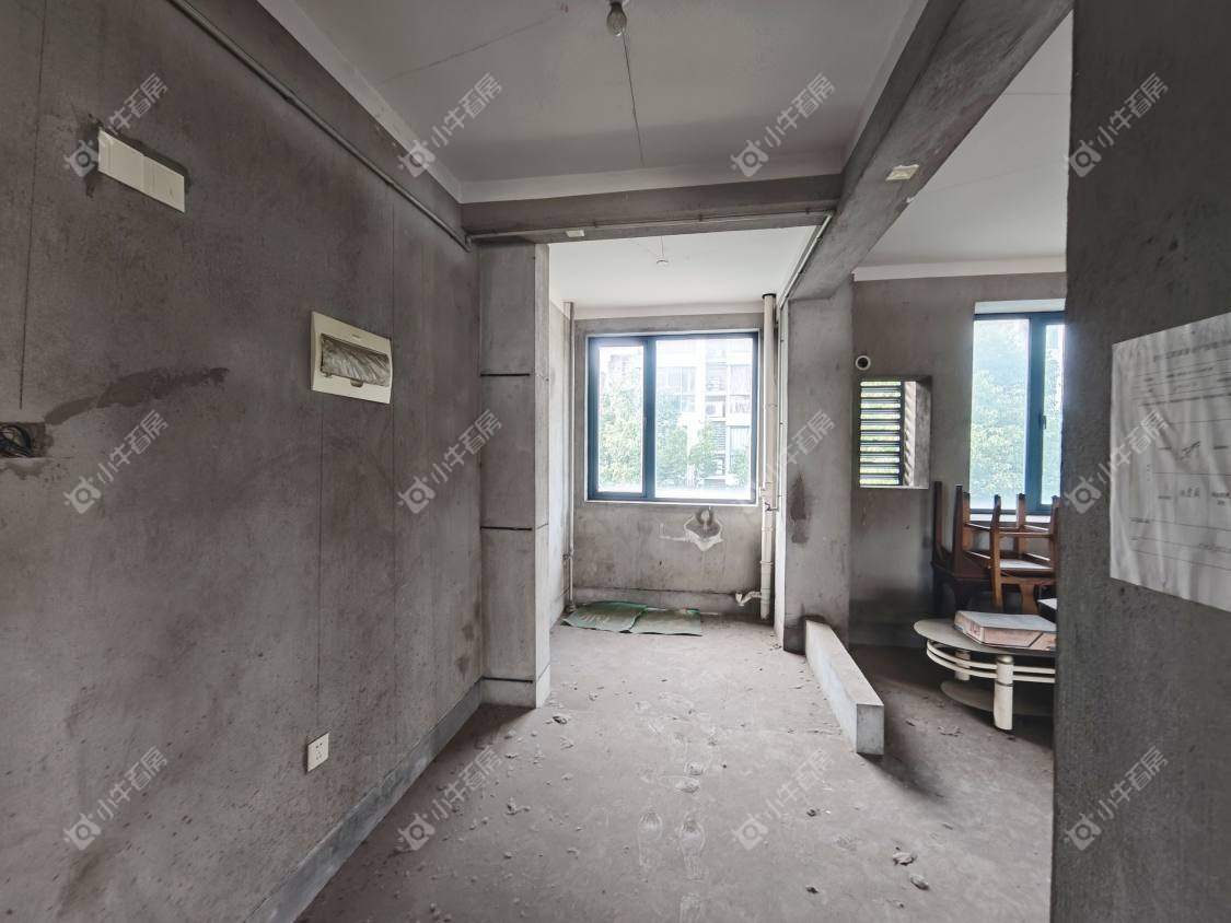 镇江天波城在售二手房源室内图_小牛看房