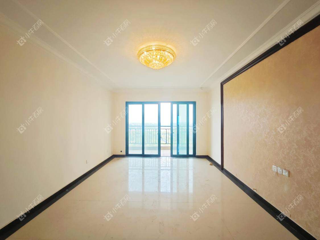 镇江恒大城在售二手房源室内图_小牛看房