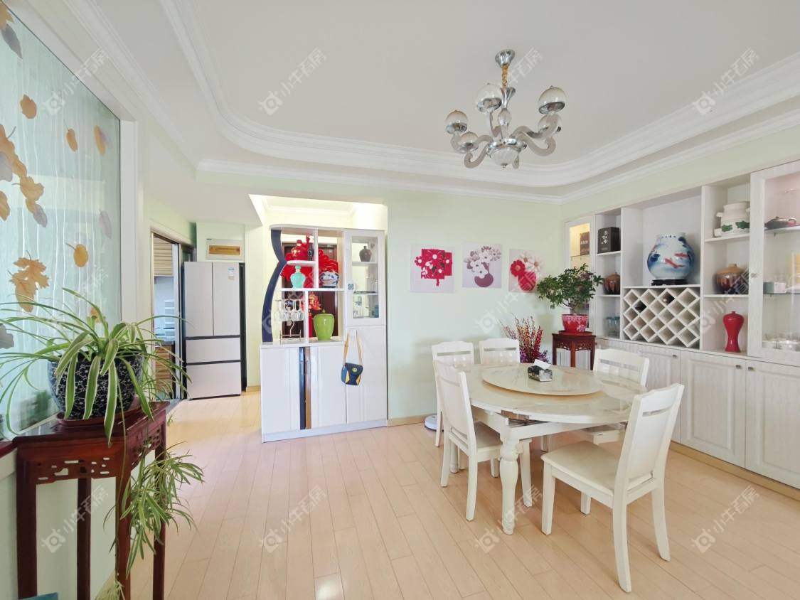 镇江滨河凤凰城在售二手房源室内图_小牛看房