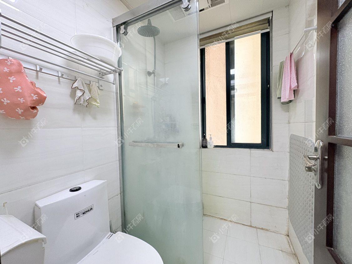 镇江东方盛世在售二手房源室内图_小牛看房