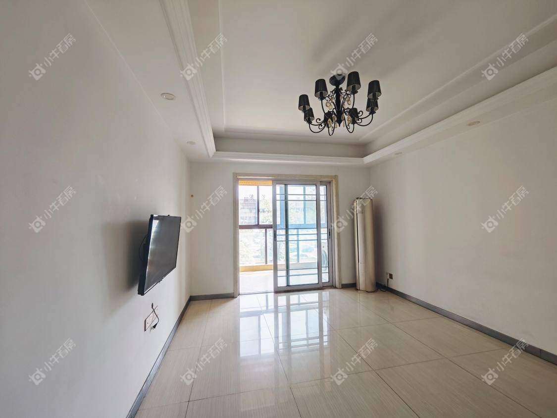 镇江滨河凤凰城在售二手房源室内图_小牛看房