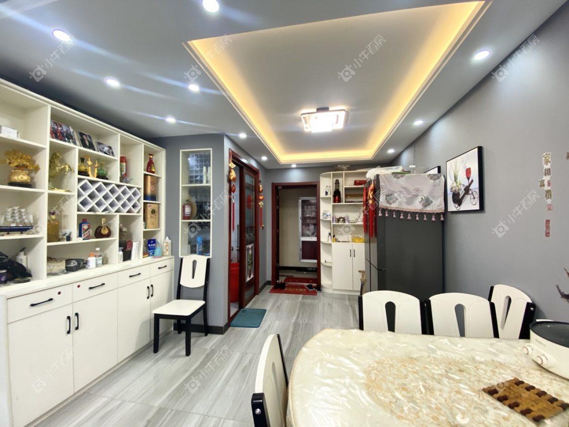 镇江华都幸福里在售二手房源室内图_小牛看房