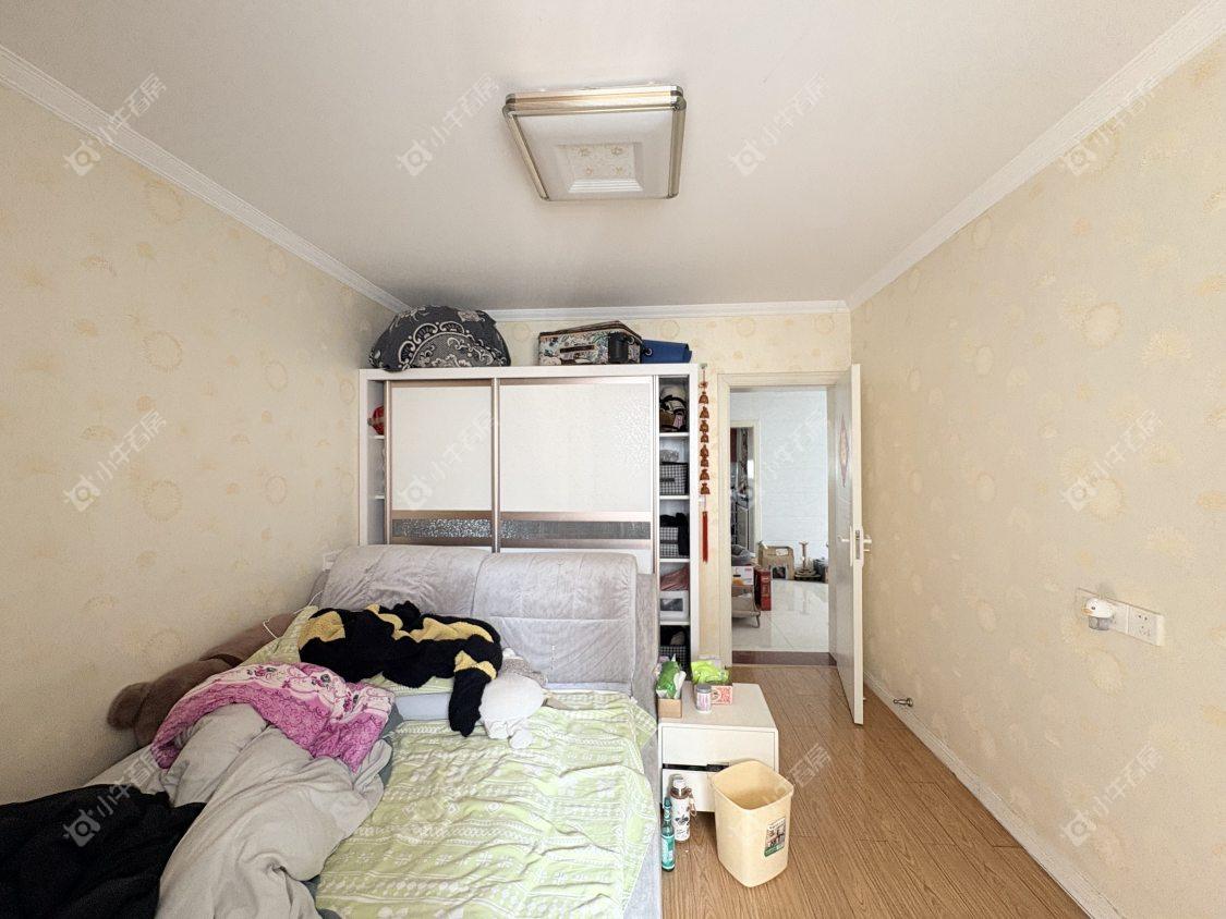 镇江凤凰新村在售二手房源室内图_小牛看房