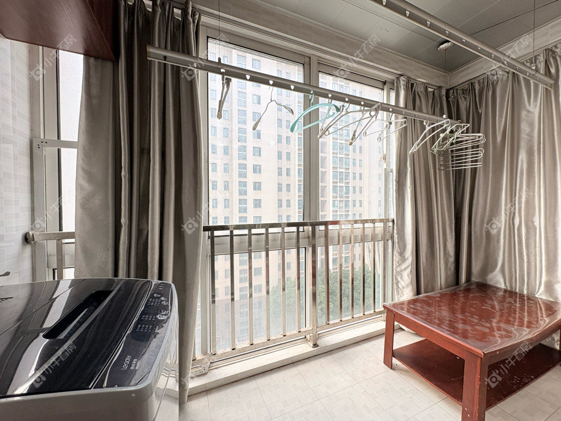 镇江城市绿洲在售二手房源室内图_小牛看房