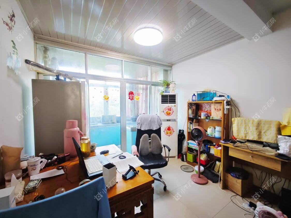 镇江东风建筑公司住宅楼在售二手房源室内图_小牛看房