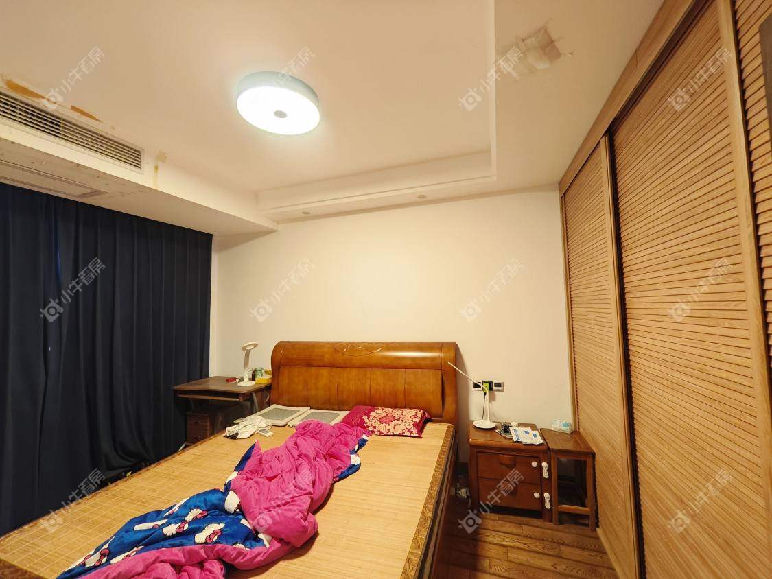 镇江南门花园在售二手房源室内图_小牛看房