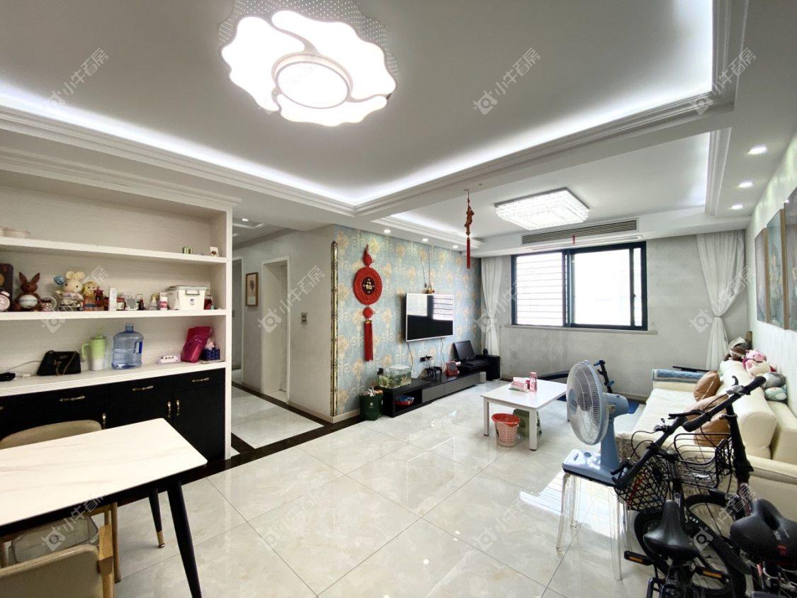 镇江欧洲城在售二手房源室内图_小牛看房