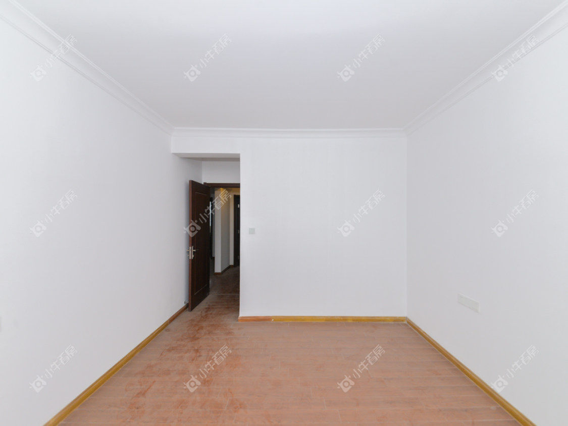 镇江碧桂园在售二手房源室内图_小牛看房