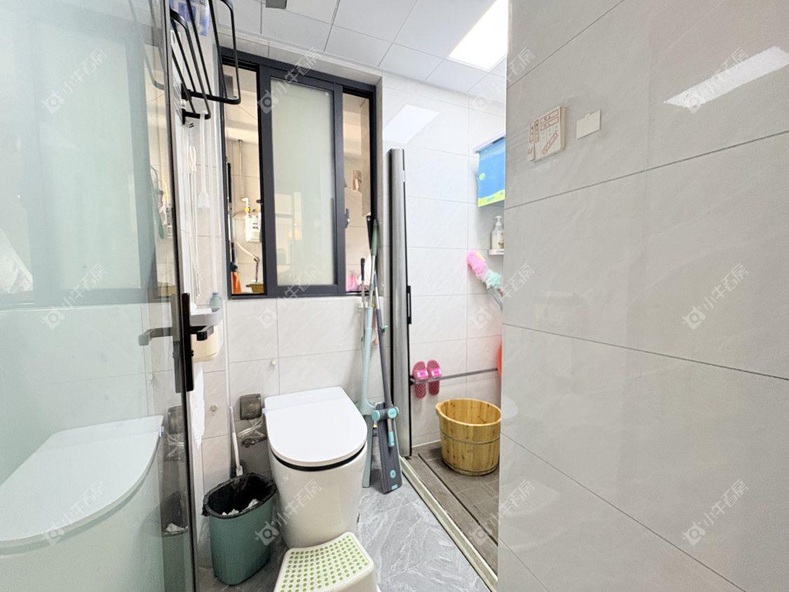 镇江粤港臻园在售二手房源室内图_小牛看房