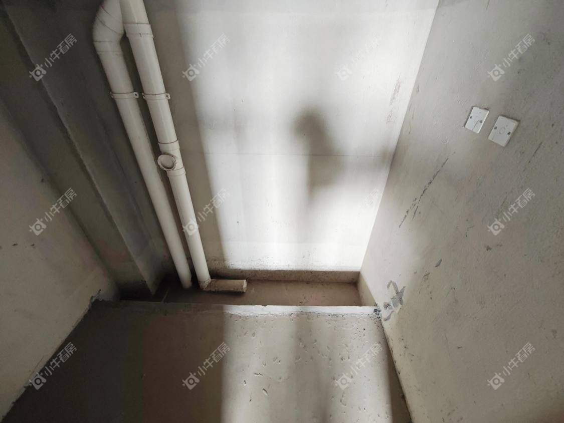 镇江汇金天地在售二手房源室内图_小牛看房