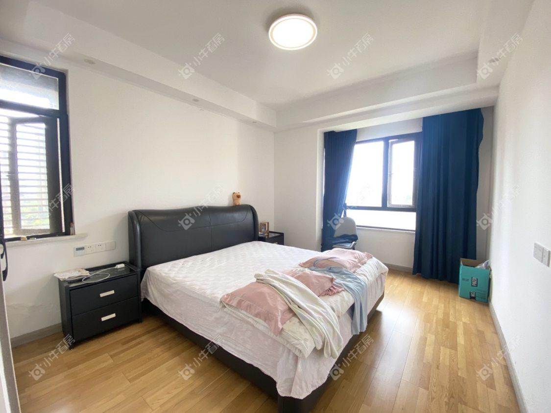 镇江滨河凤凰城在售二手房源室内图_小牛看房