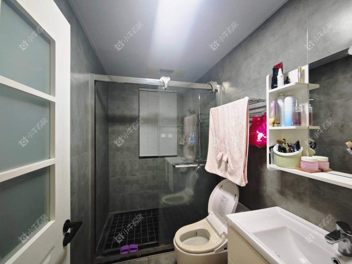 镇江华都锦城在售二手房源室内图_小牛看房