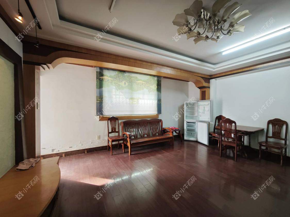 镇江曲园小区在售二手房源室内图_小牛看房