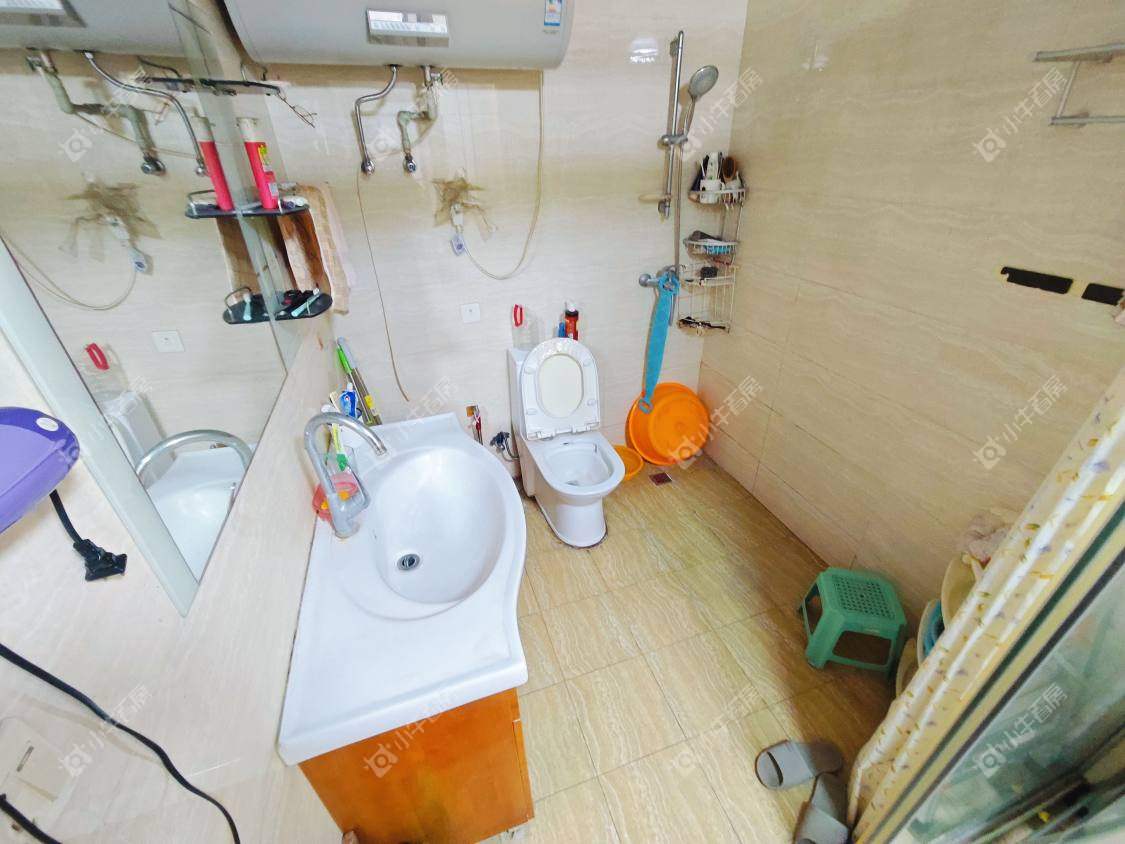 镇江凤翔花园在售二手房源室内图_小牛看房