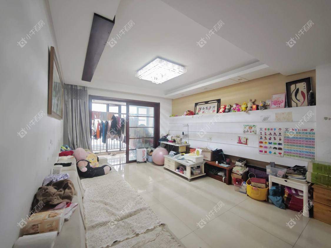 镇江凤凰国际在售二手房源_小牛看房