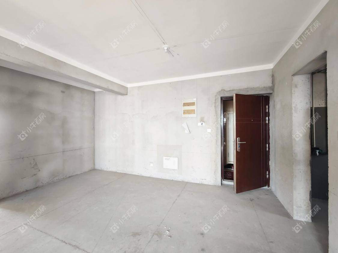 镇江荣城国际（中央公馆）在售二手房源室内图_小牛看房