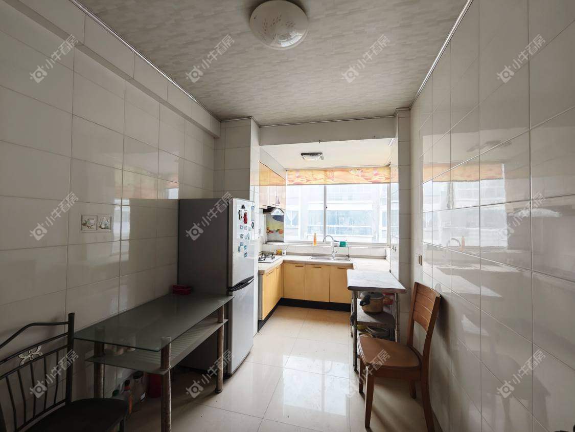 镇江凤翔花园在售二手房源室内图_小牛看房