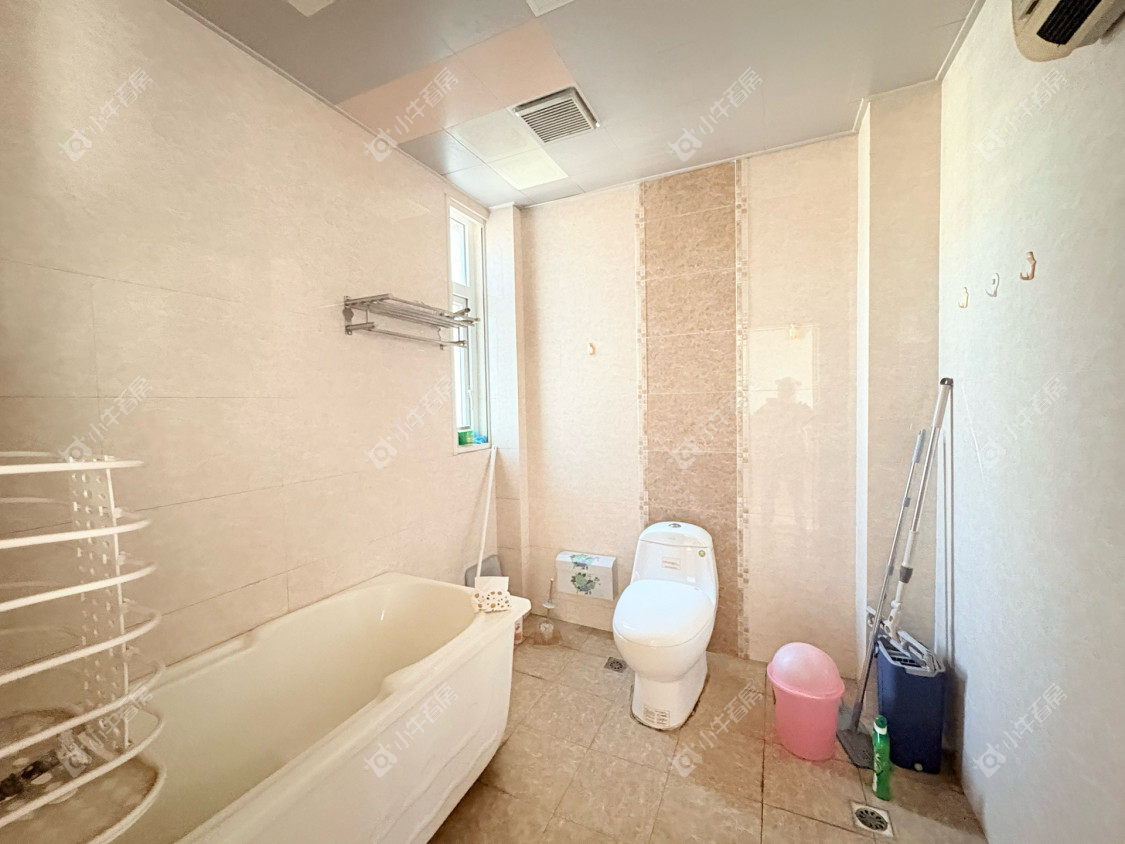 镇江芳草苑在售二手房源室内图_小牛看房