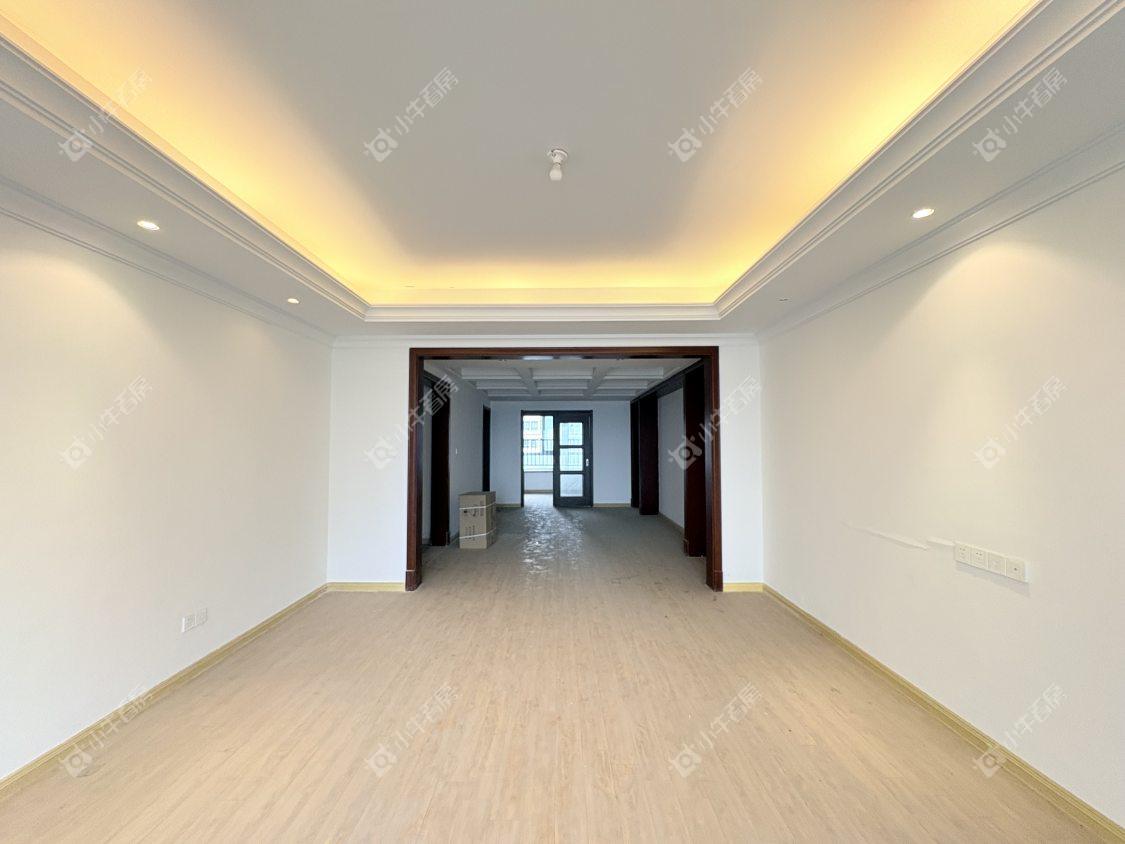 镇江碧桂园在售二手房源室内图_小牛看房