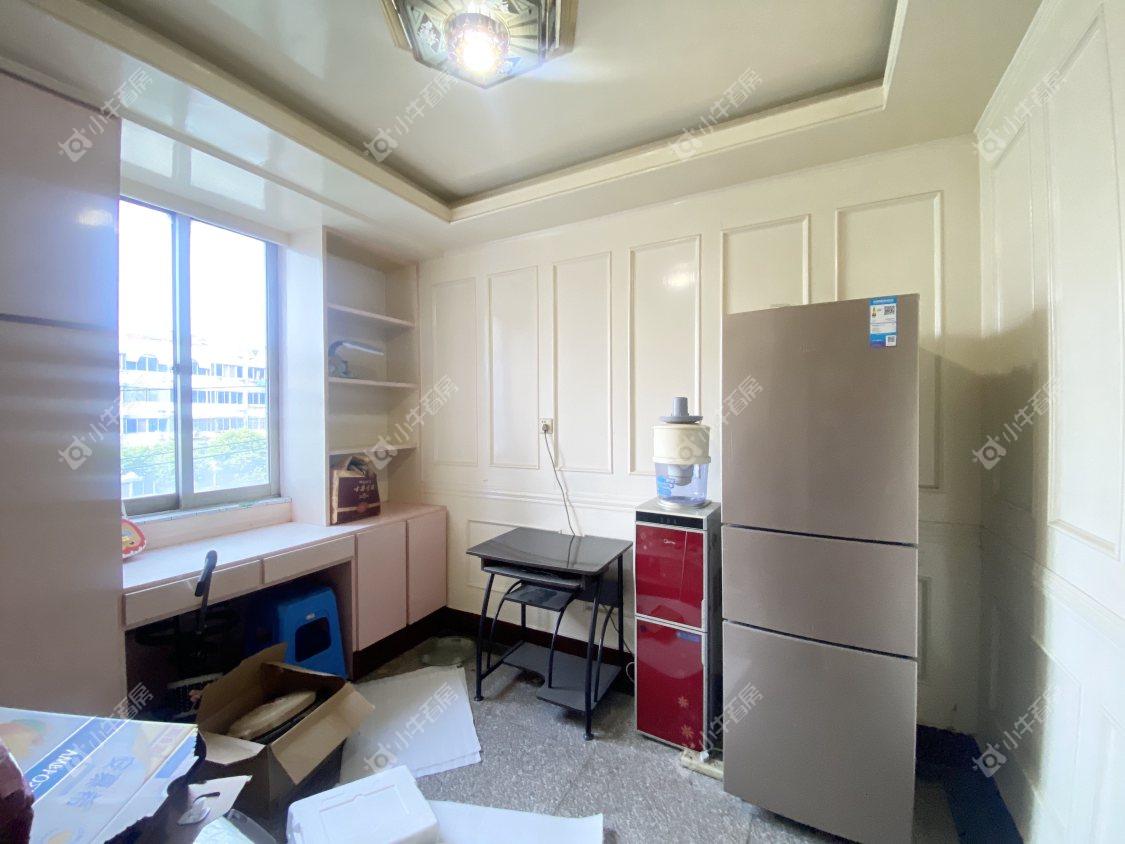 镇江中山路开关厂综合楼在售二手房源室内图_小牛看房