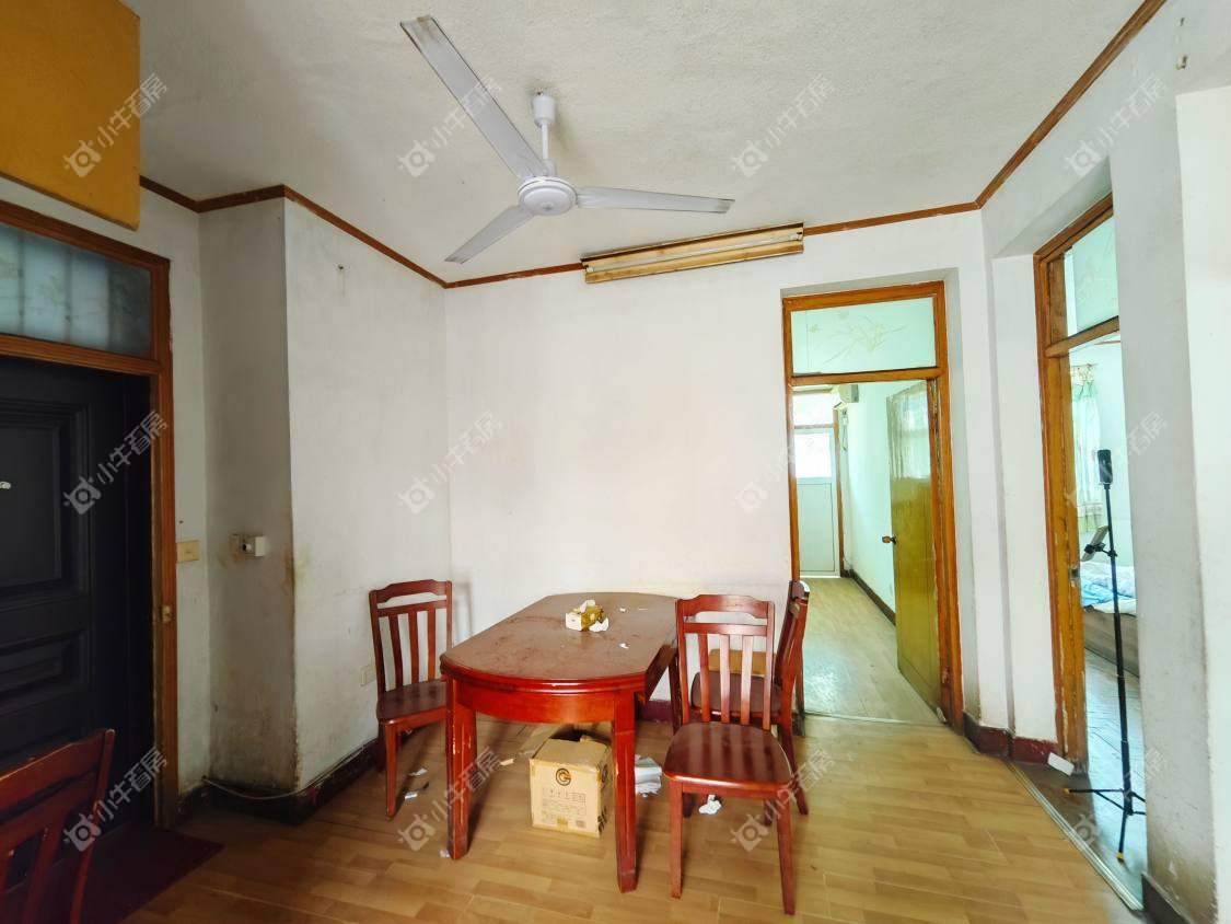 镇江凤凰新村在售二手房源室内图_小牛看房