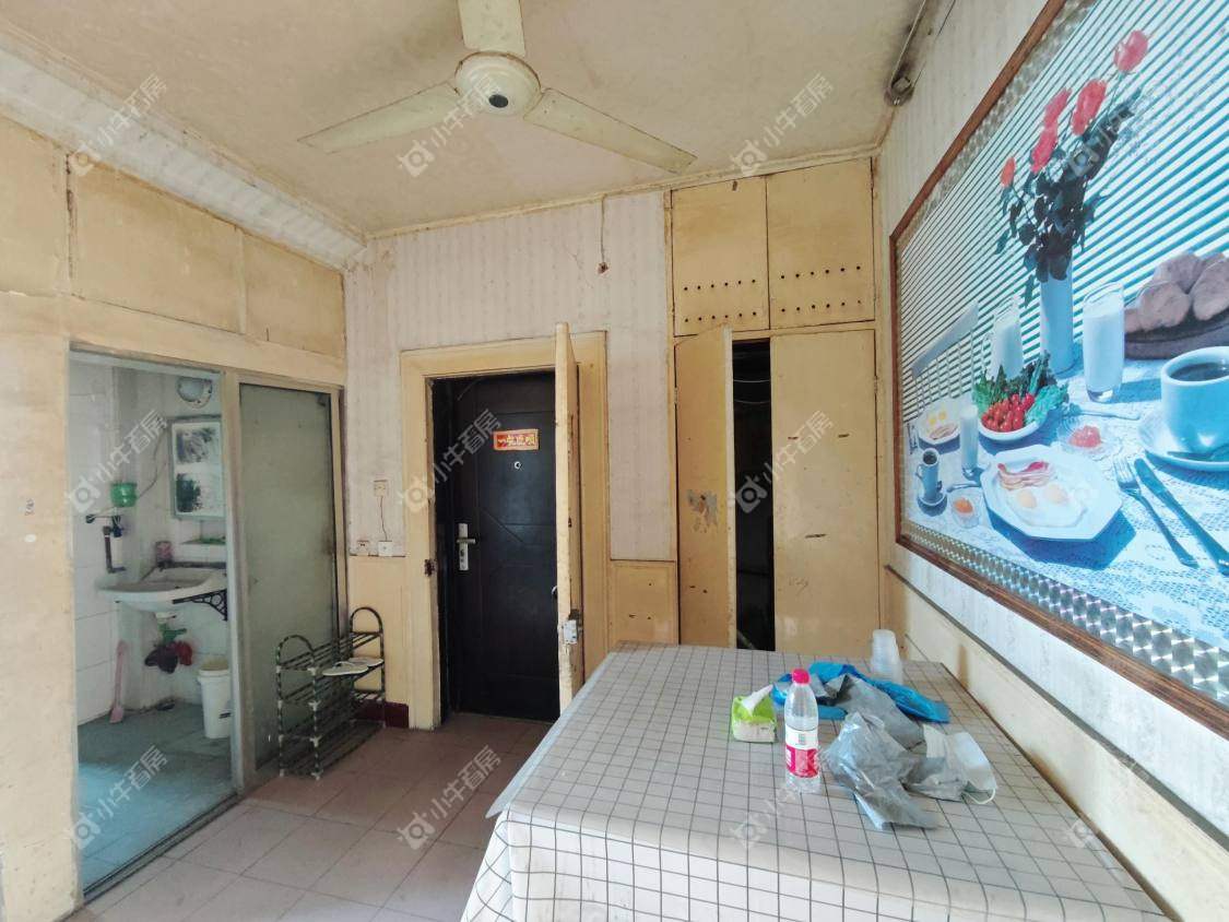 镇江荆林中学教工楼在售二手房源室内图_小牛看房